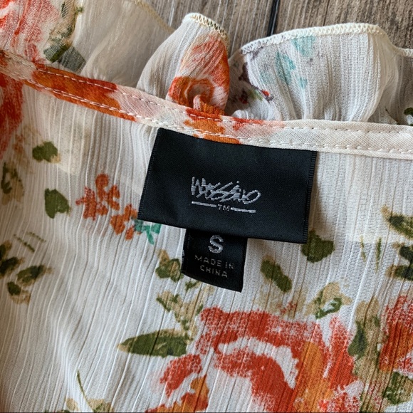 Mossimo | Target Floral Blouse - Picture 3 of 13